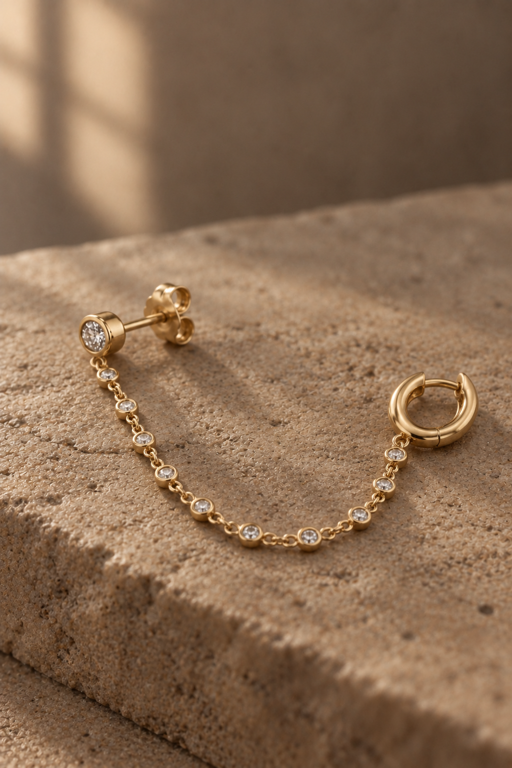 Alma Chain Minimal Earring