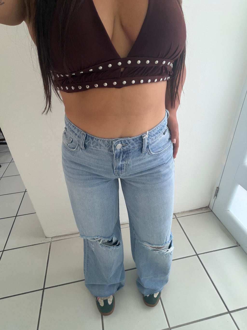 LOW RISE WIDE LEG JEAN